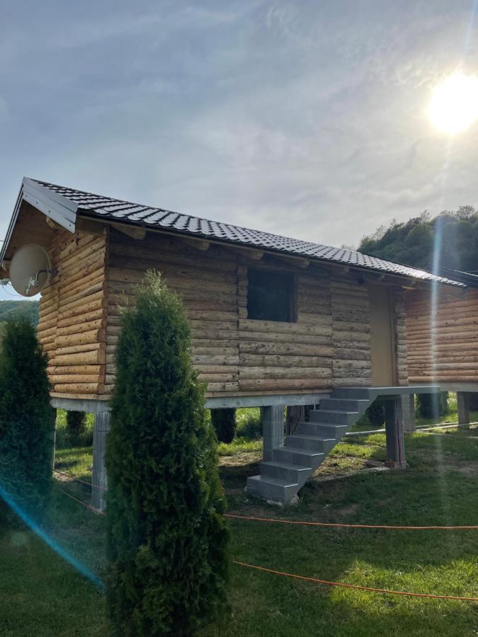 Auto Kamp Lav Hotel Kulen Vakuf Exterior photo